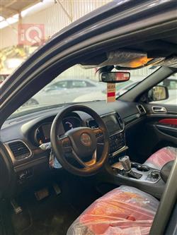 جیپ گراند شیرۆکی